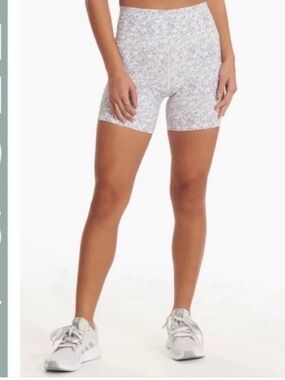 Vuori studio Shorts